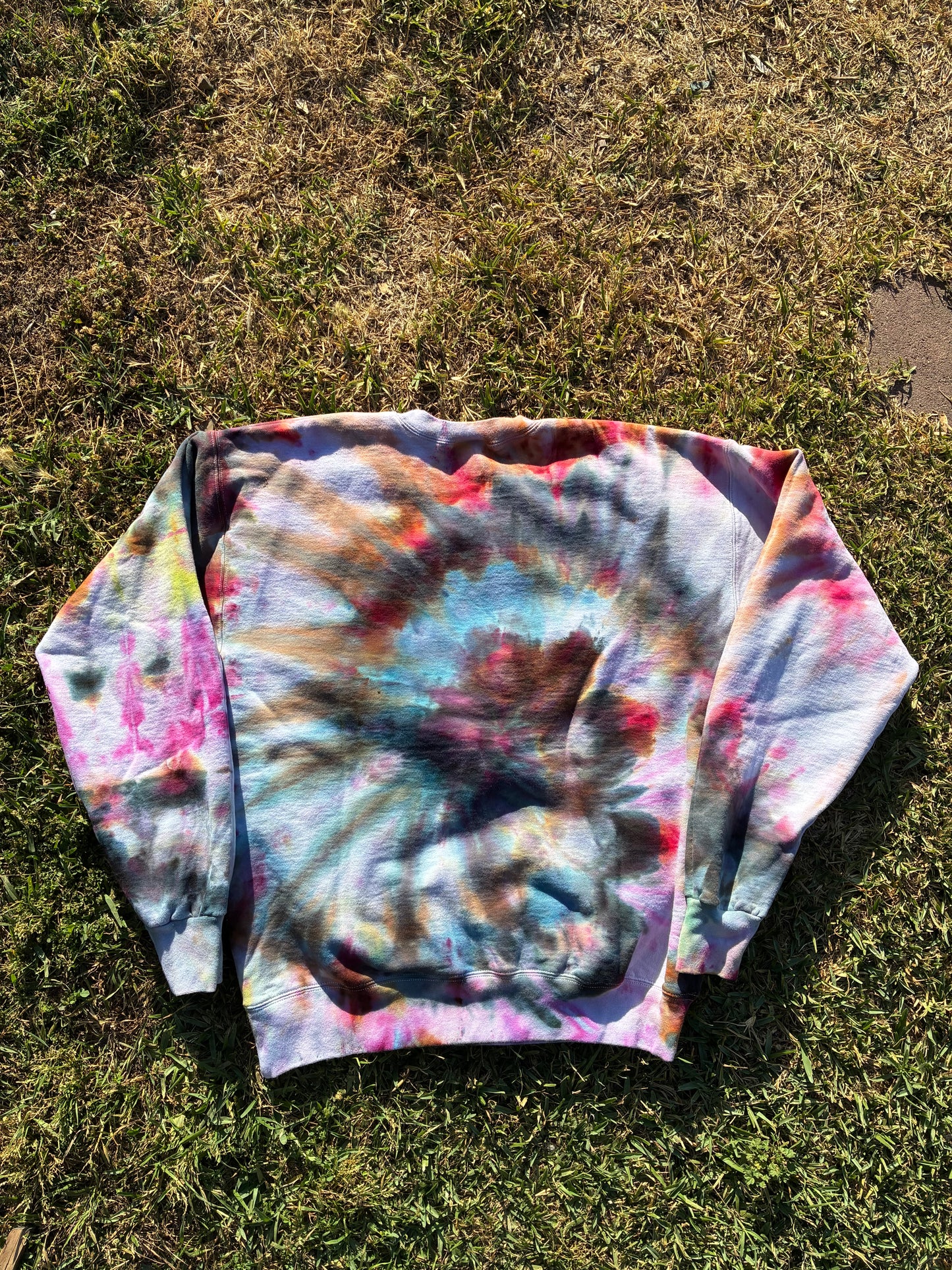 SONIC x KGLW TIE-DYE CREWNECK SWEATER