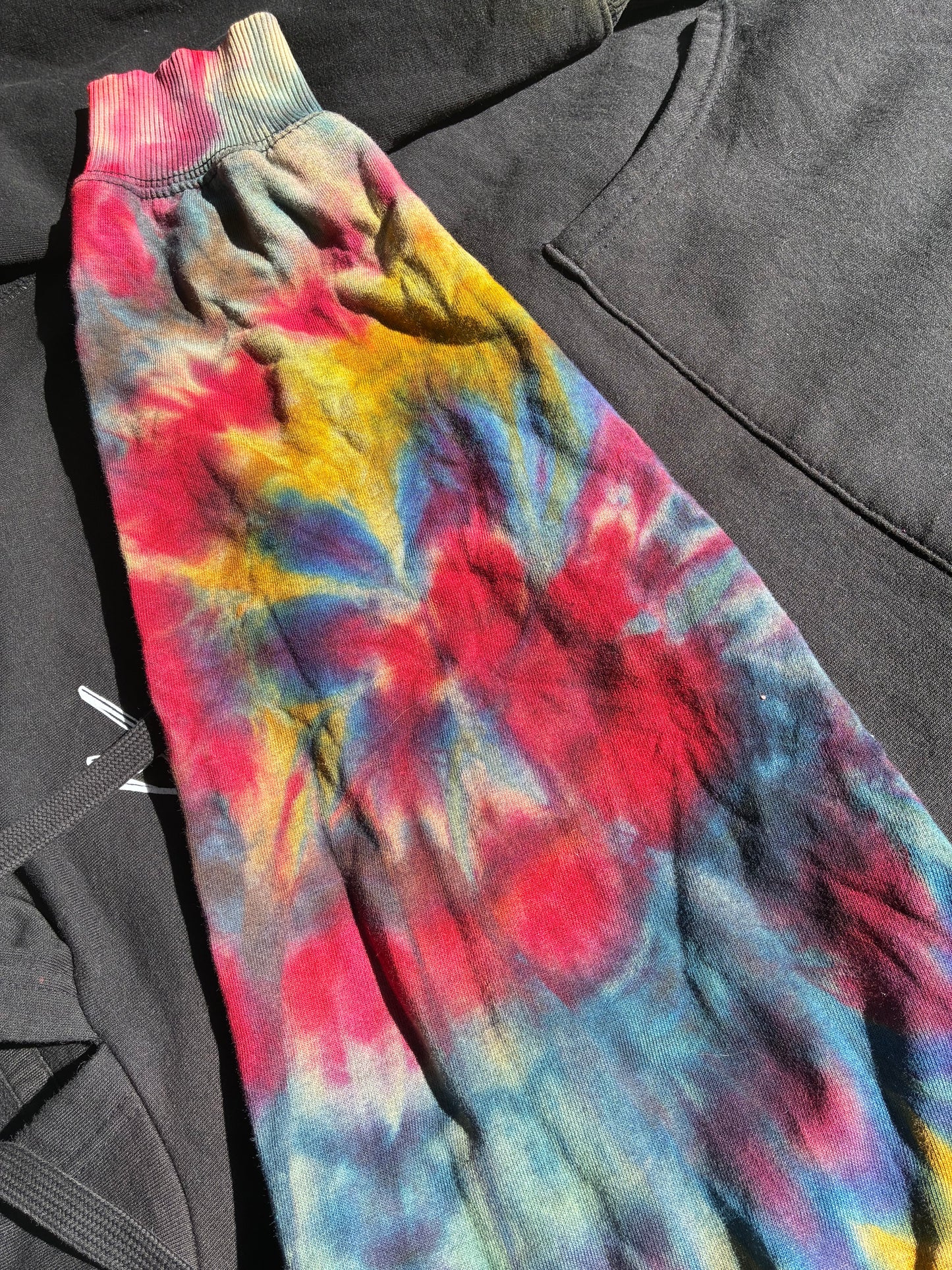 OFFICIAL KGLW SWEATER [SIZE XL]